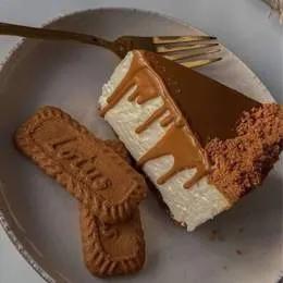 CHEESECAKE LOTUS