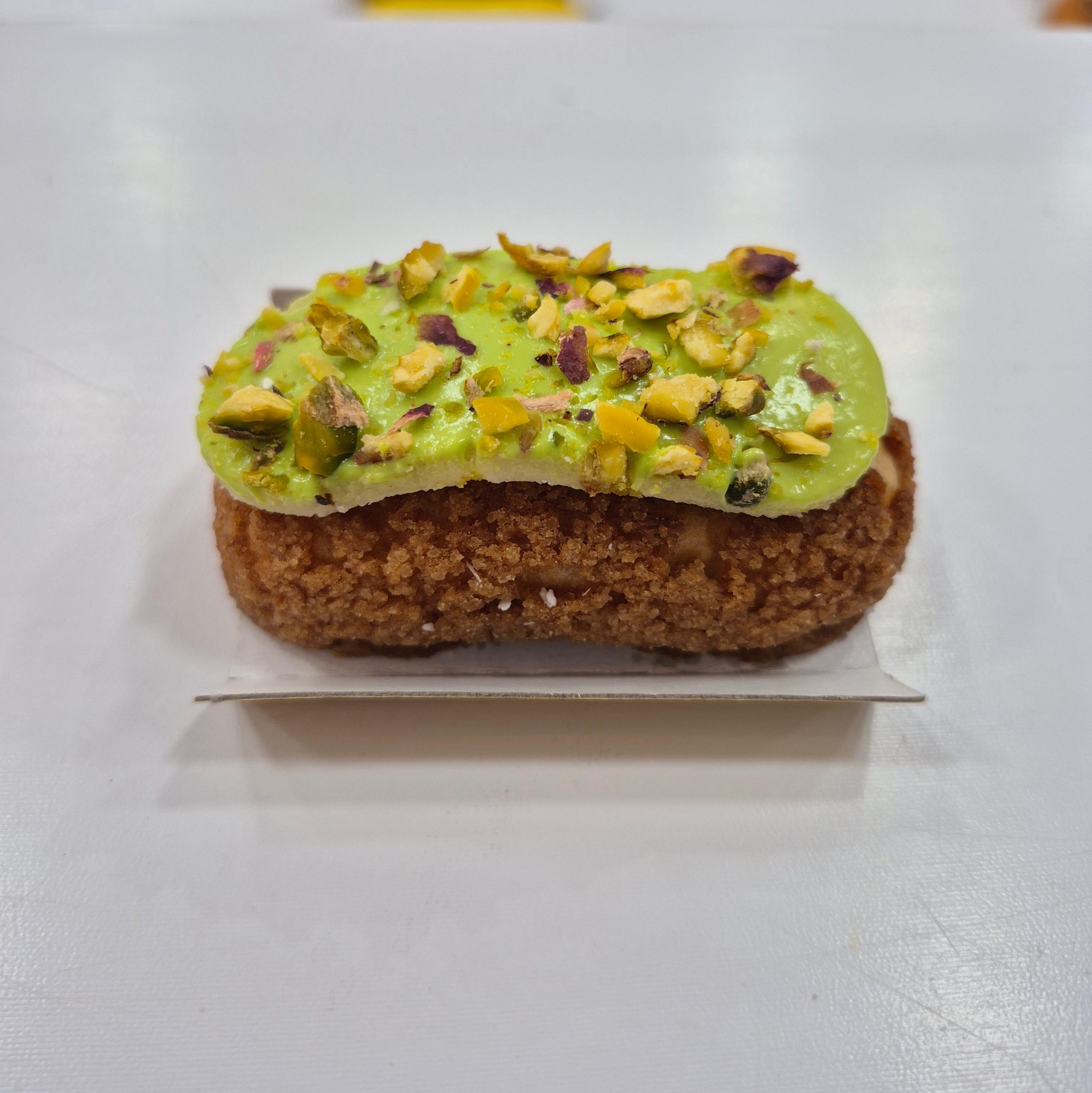 Mini Pistachio Eclair