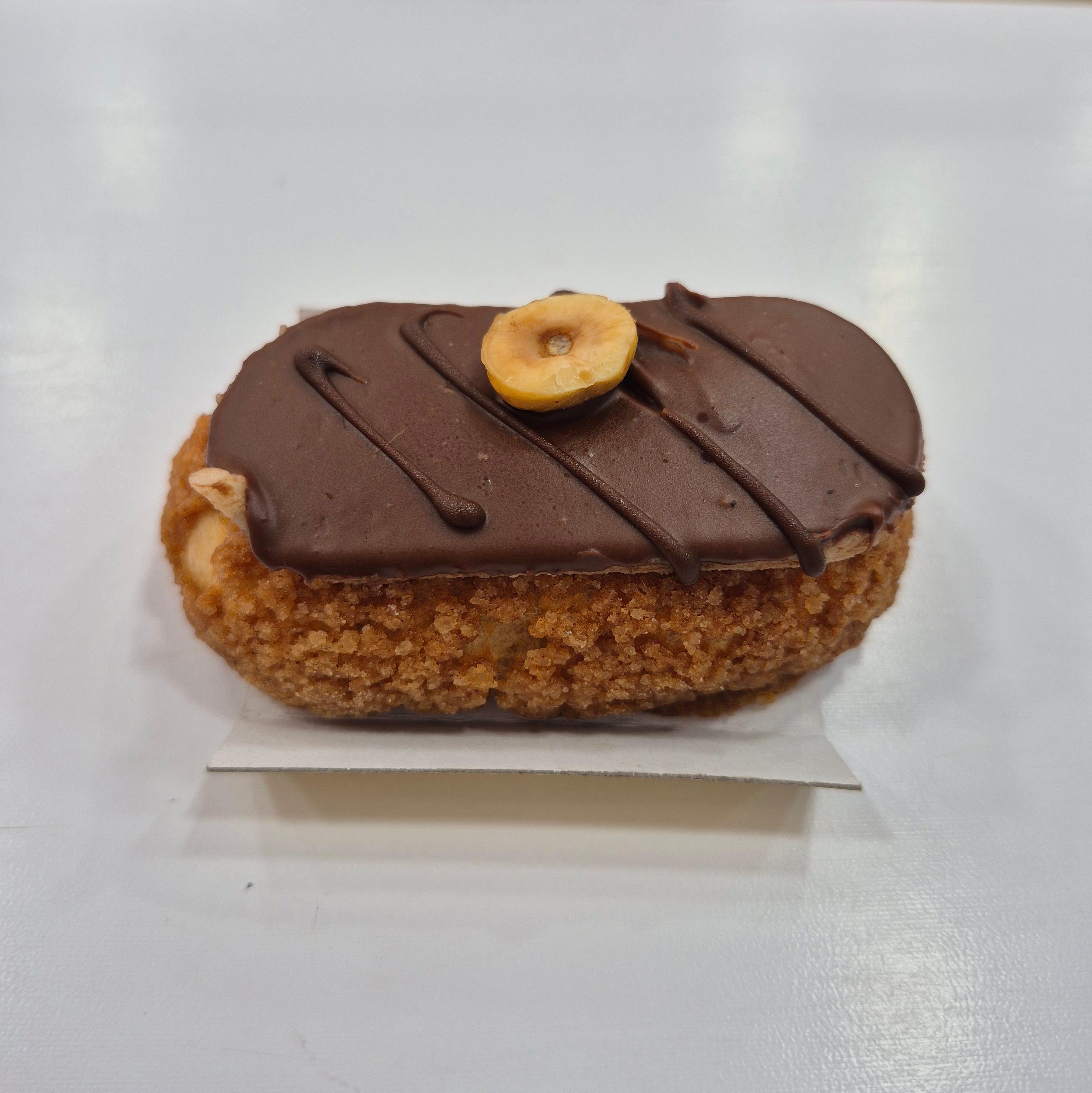 Mini Ferrero Rocher Eclair