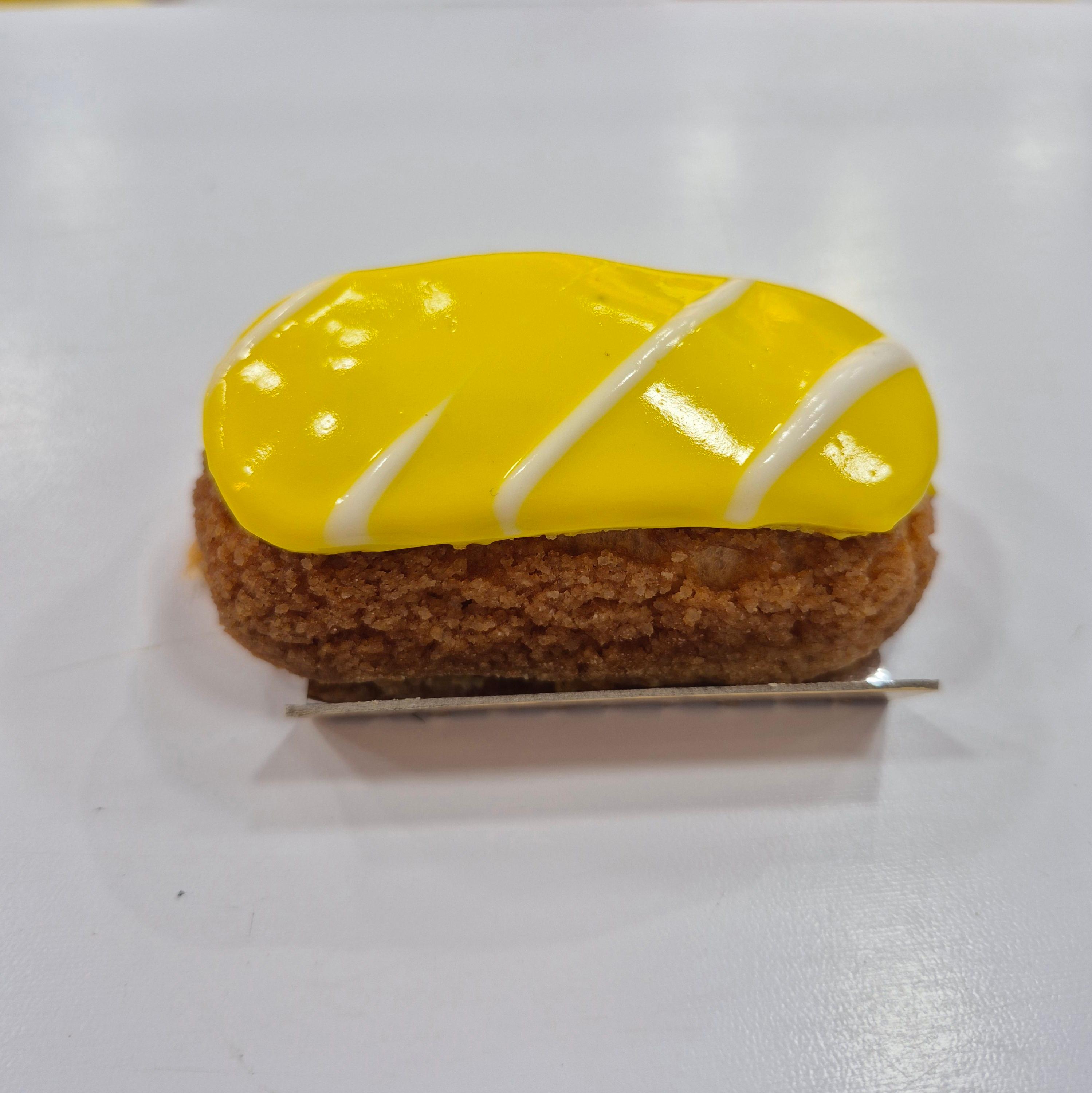 Mini Vanilla Eclair