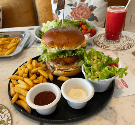 Poulet Royal Burger