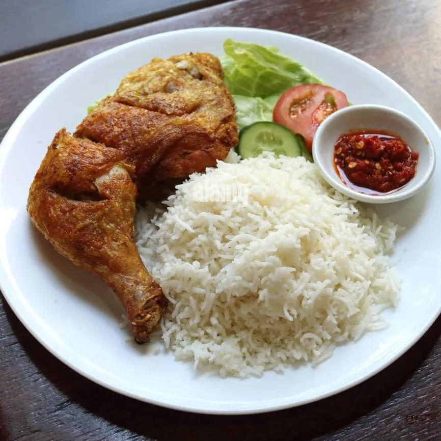 Cuisse de Poulet rôti au riz
