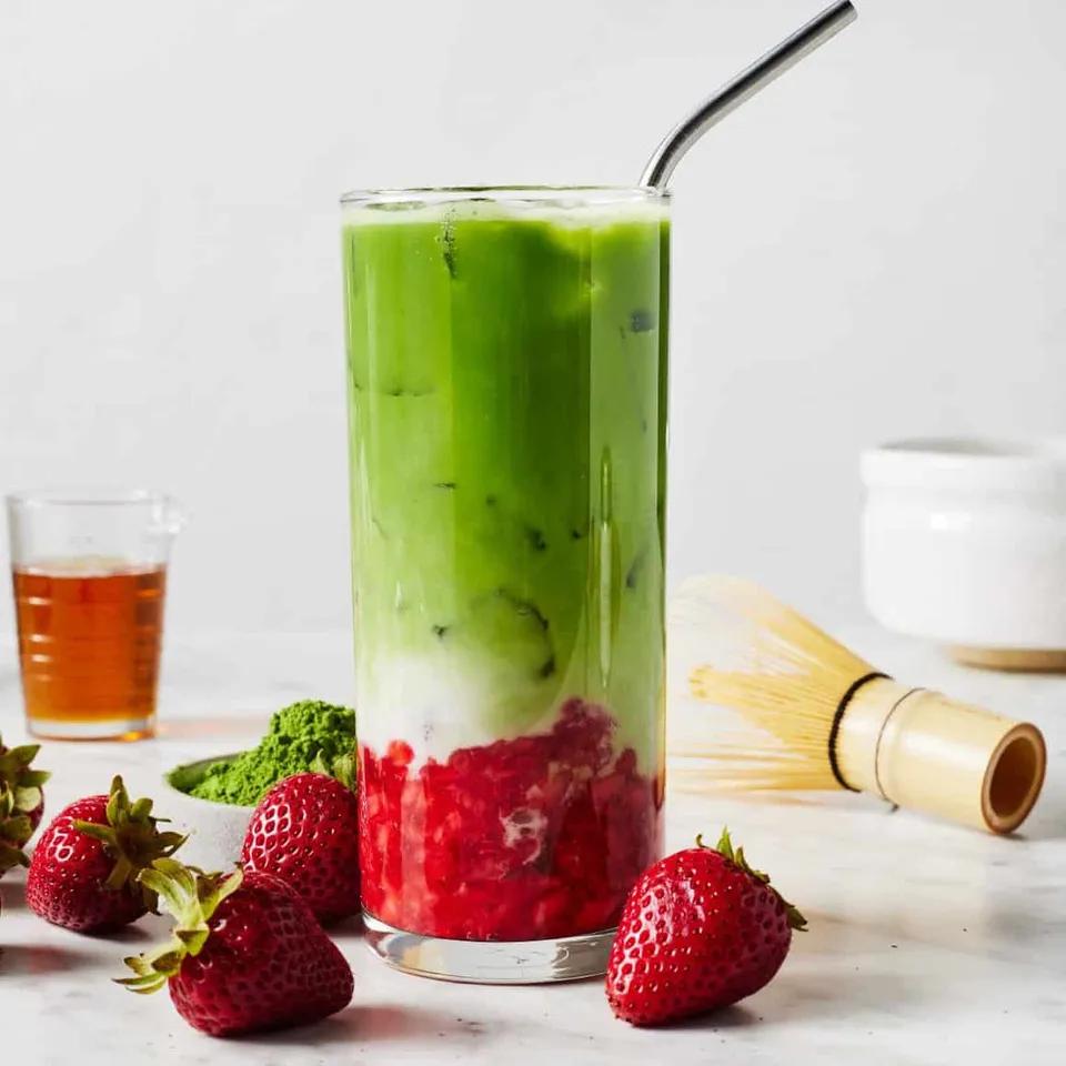 Iced Matcha Strawberry