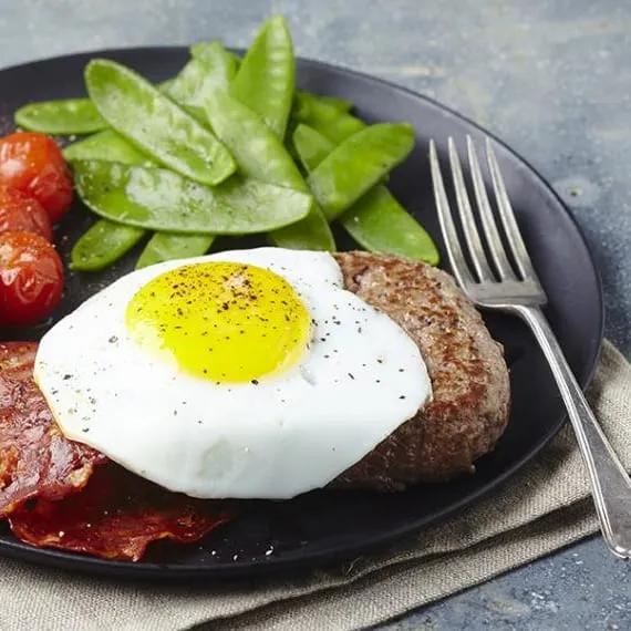 Steak Haché à Cheval