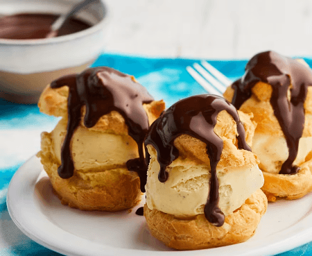 Profiteroles