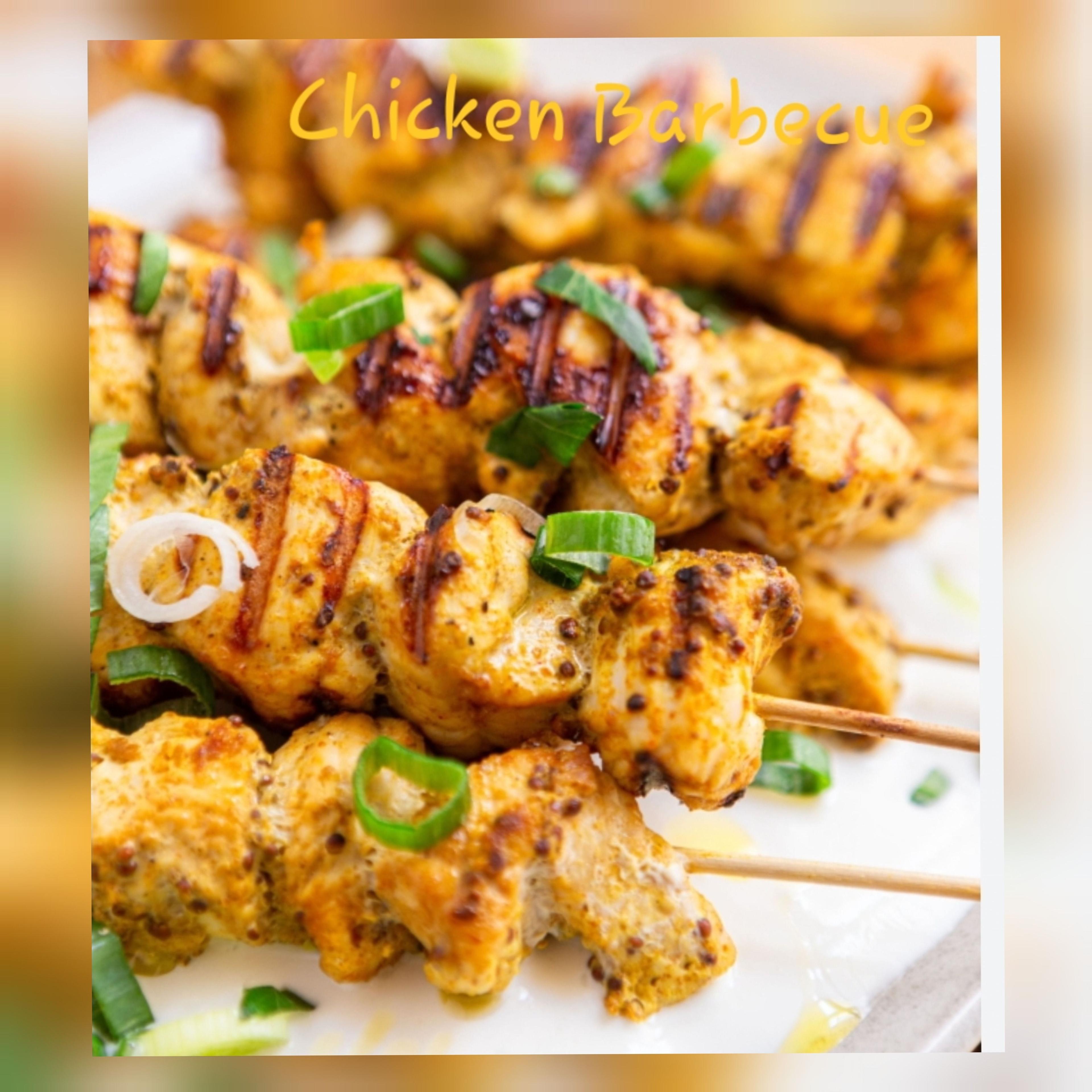 BROCHETTES DE POULET MARINÉ