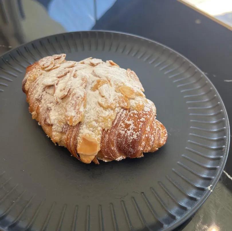 Croissant Fouré Amandes