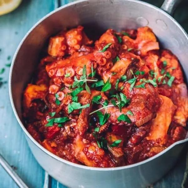 Poulpe en Sauce