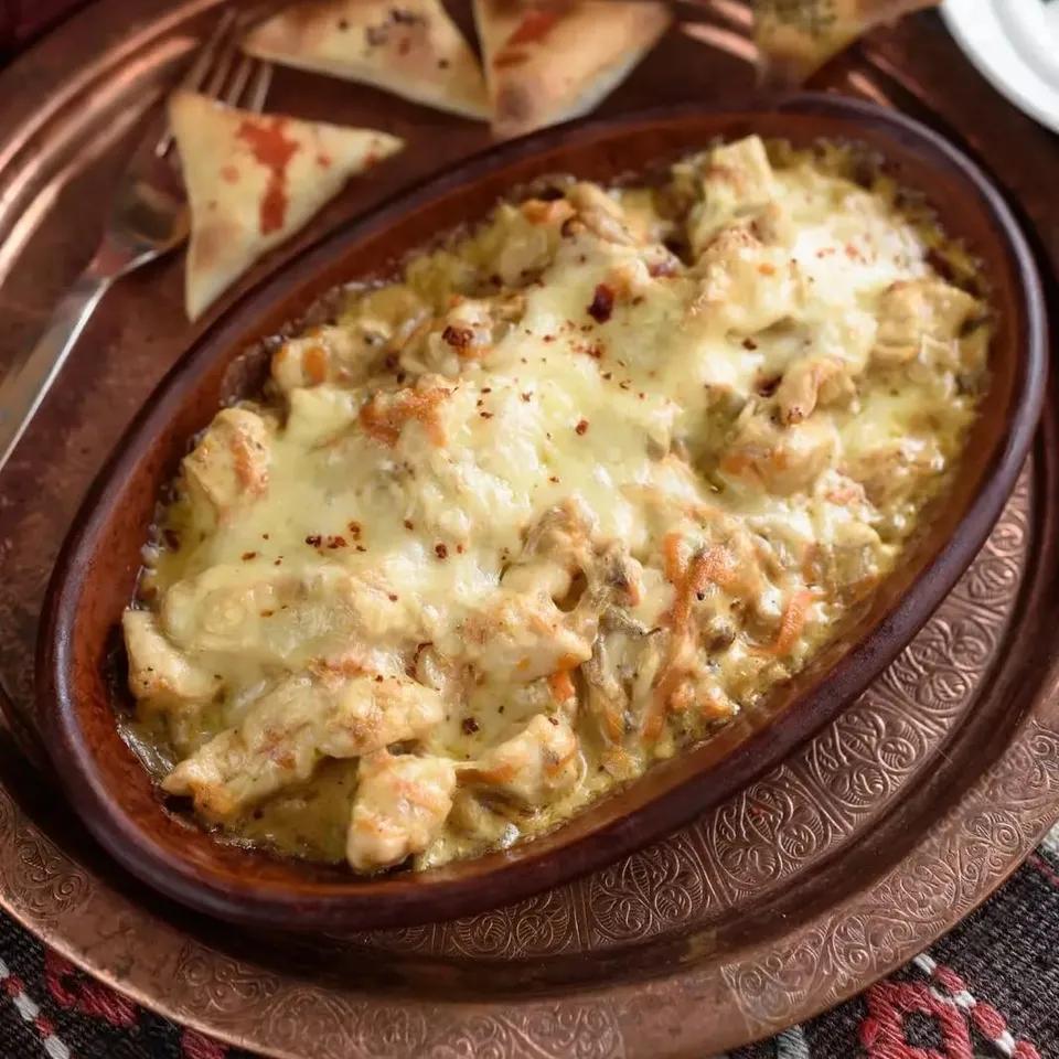 Plat Guveç Poulet
