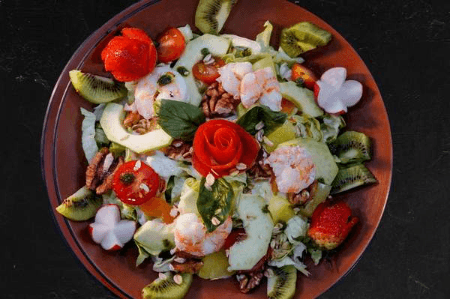 Salade Méditerranéenne À La Crevette