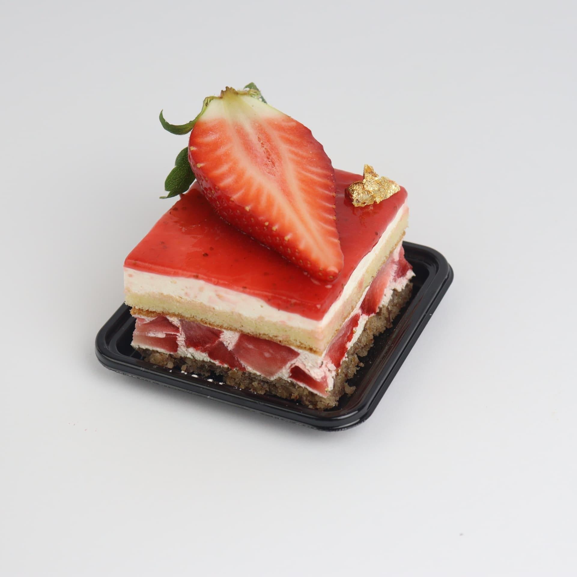 Tranche Fraisier aux Amandes