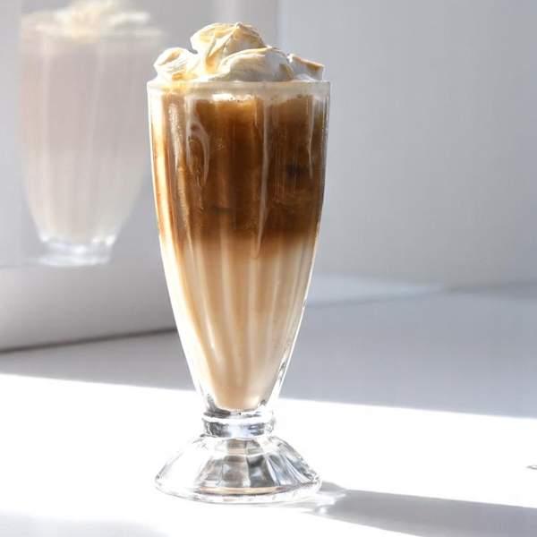 Creamy crave Frappé