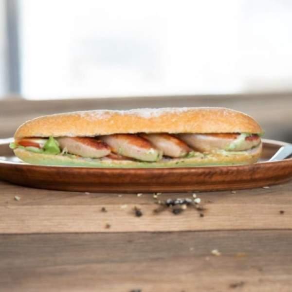 Bocadillo saucisses de poulet