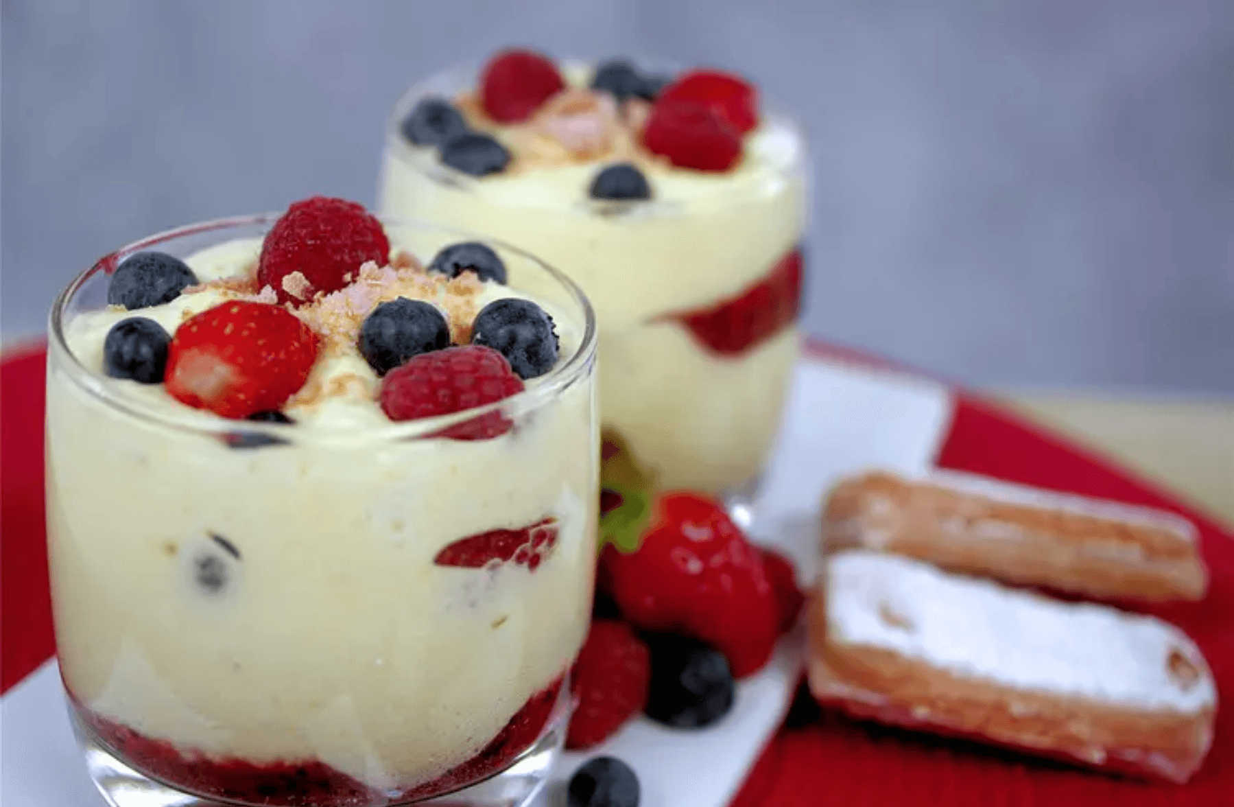 Tiramisu fruits