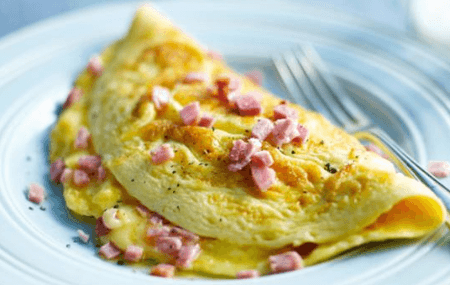 Omelette Jambon Fromage à l'Assiette
