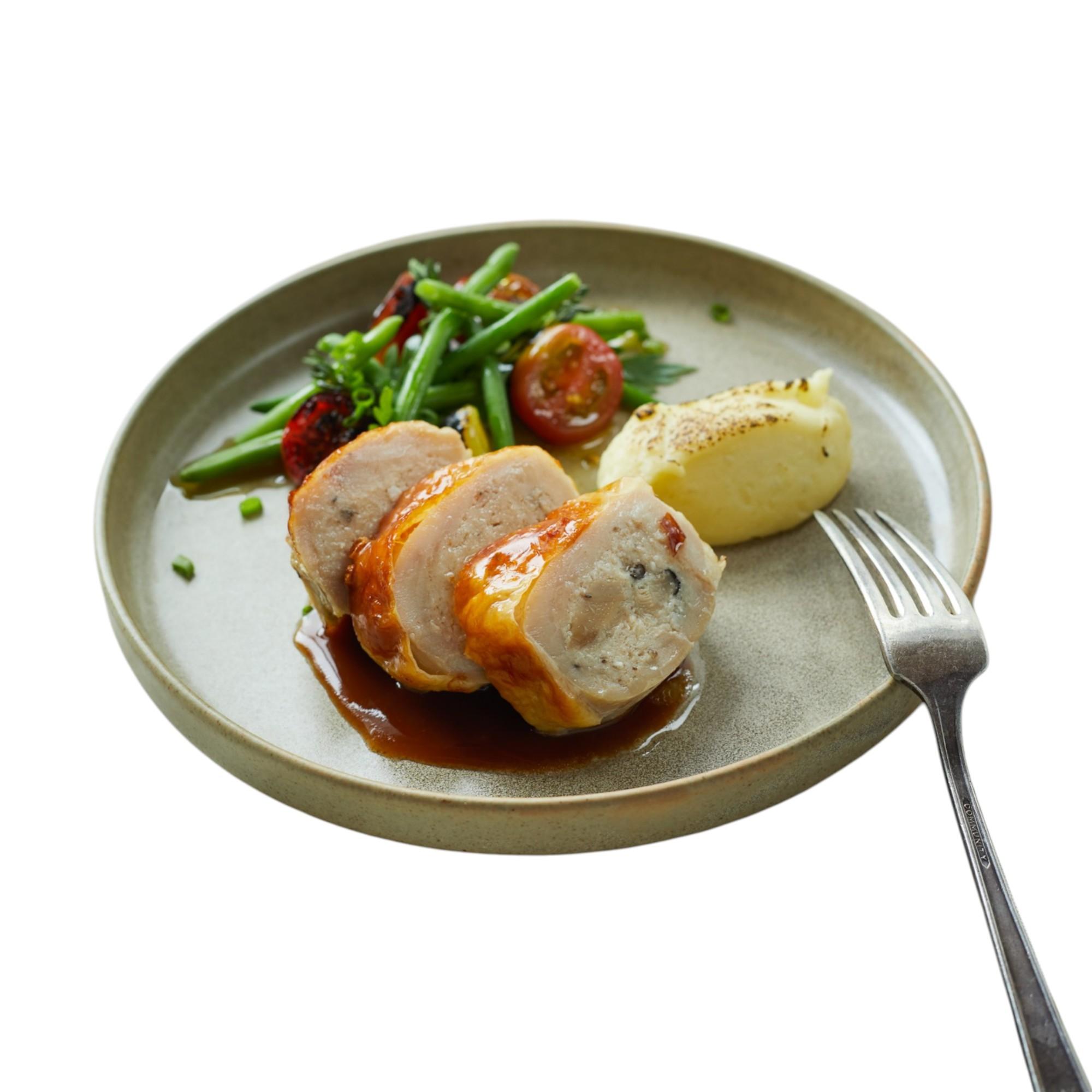 Baillotine de Volaille Sauce Forestière