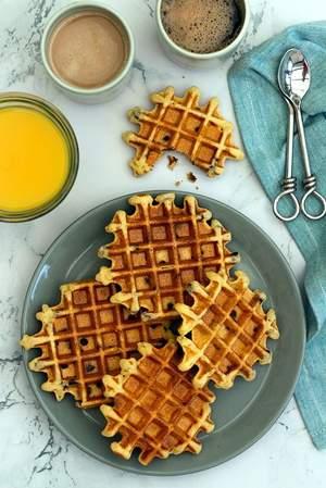 crêpes / pancake / gaufre three cups