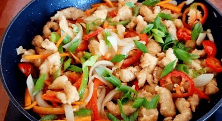 Aile de poulet sel Poivre sauté au Wok