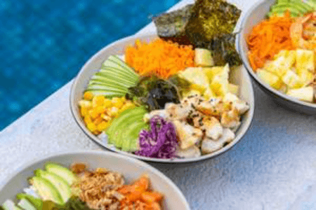 Poke bowl poulet teriyaki