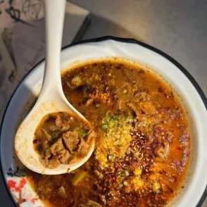 Bœuf Sauce Piquant