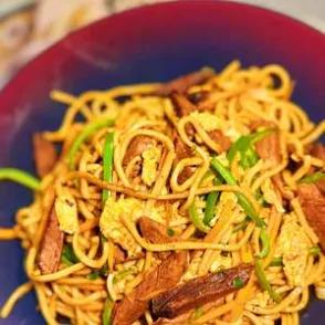 Nouilles Sautées Au Bœuf