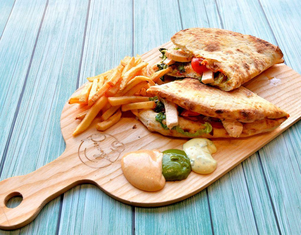 Marinated Chicken Makloub