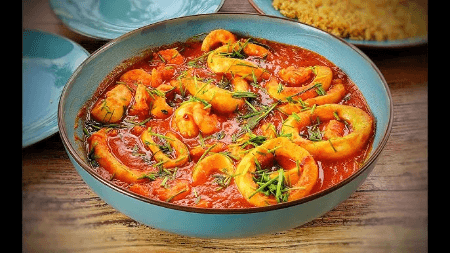 Lotte avec Crevettes Calamars + Sauce Tomate