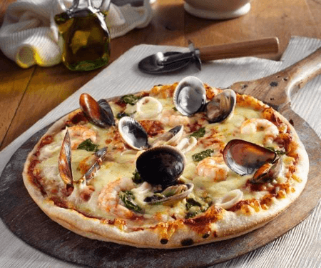 Pizza Pescatore