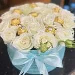 Box De Fleur Avec Chocolat Bluey