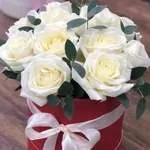 Box De FleurBlanches Avec Chocolat