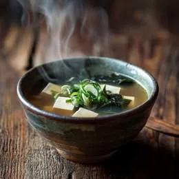 Soupe Miso Avec Algues Et Tofu