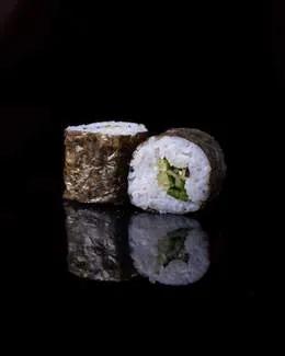 Hosomaki Concombre Avec Sésame
