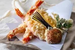 Tempura De Crevettes Avec Champignons Shitake