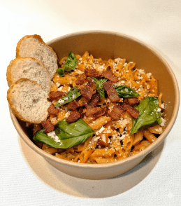 Pasta rosée au bacon