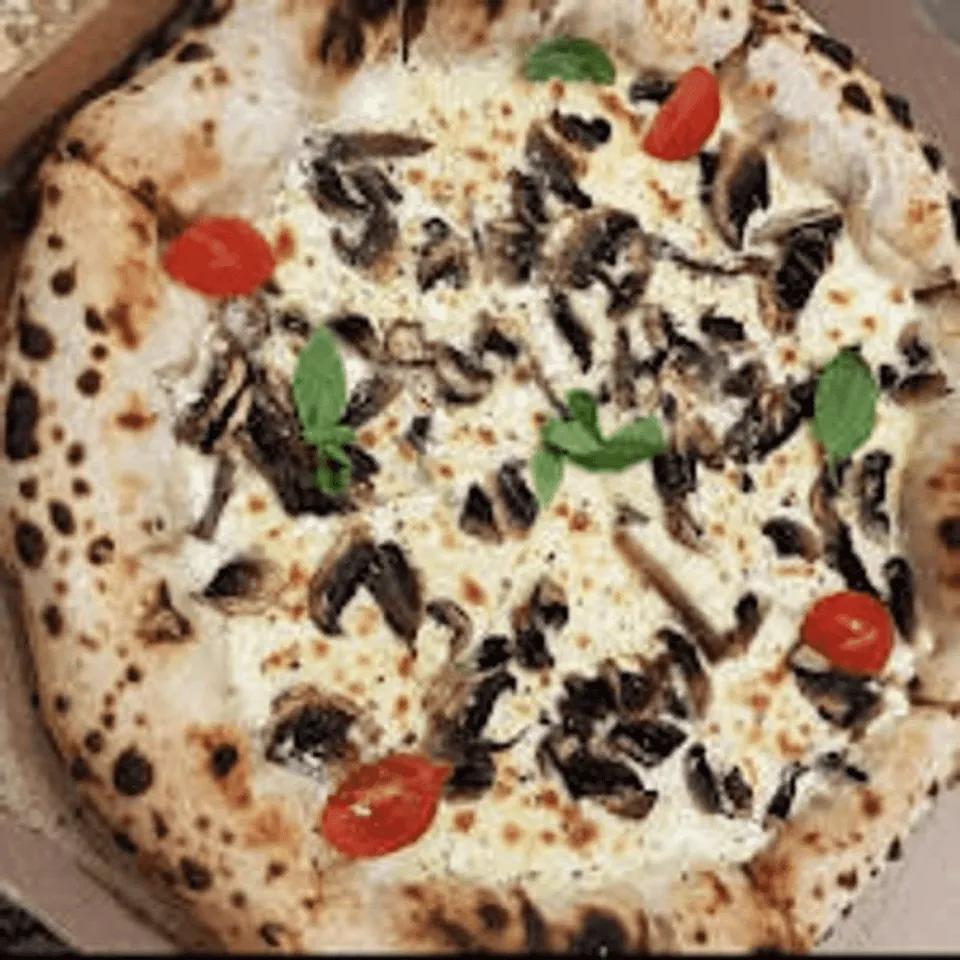 Pizza Reine