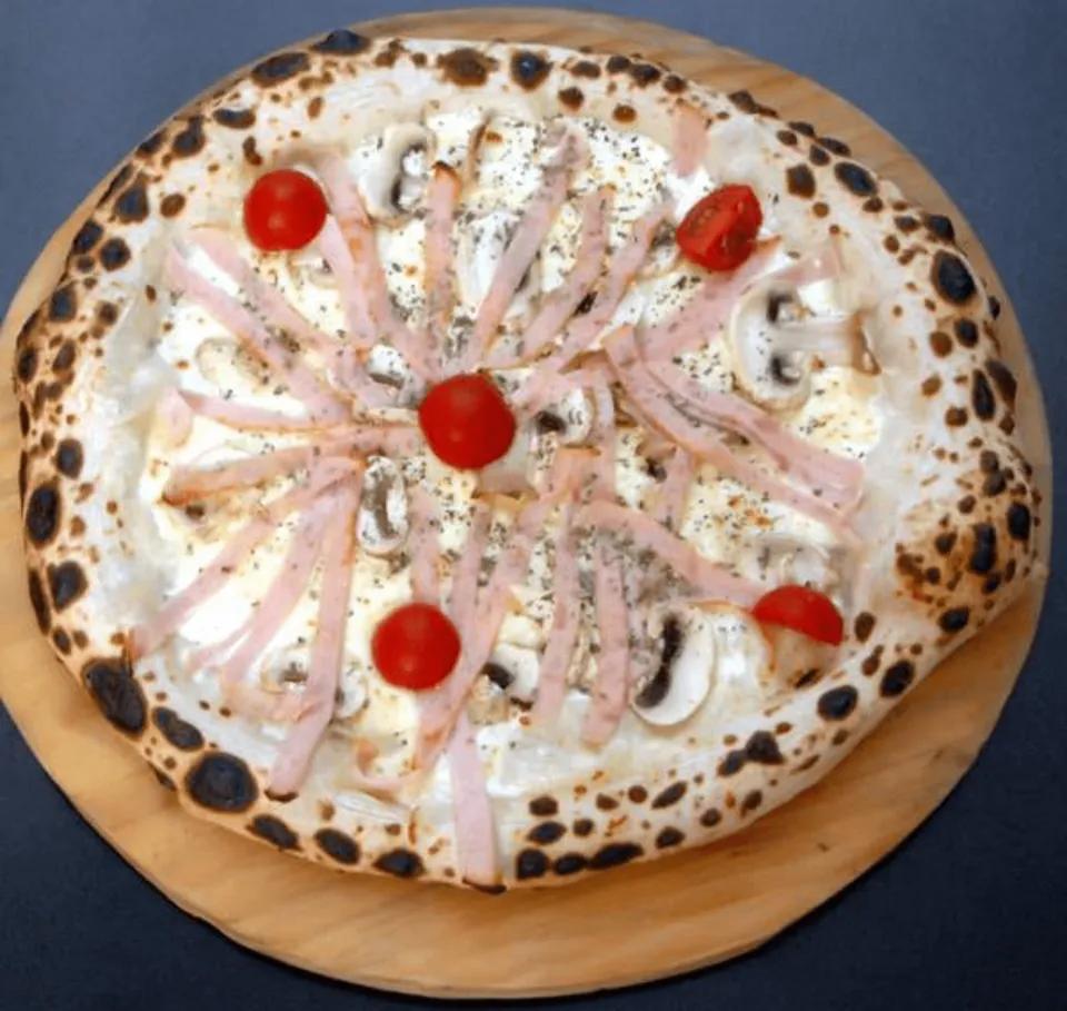 Pizza Carbonara