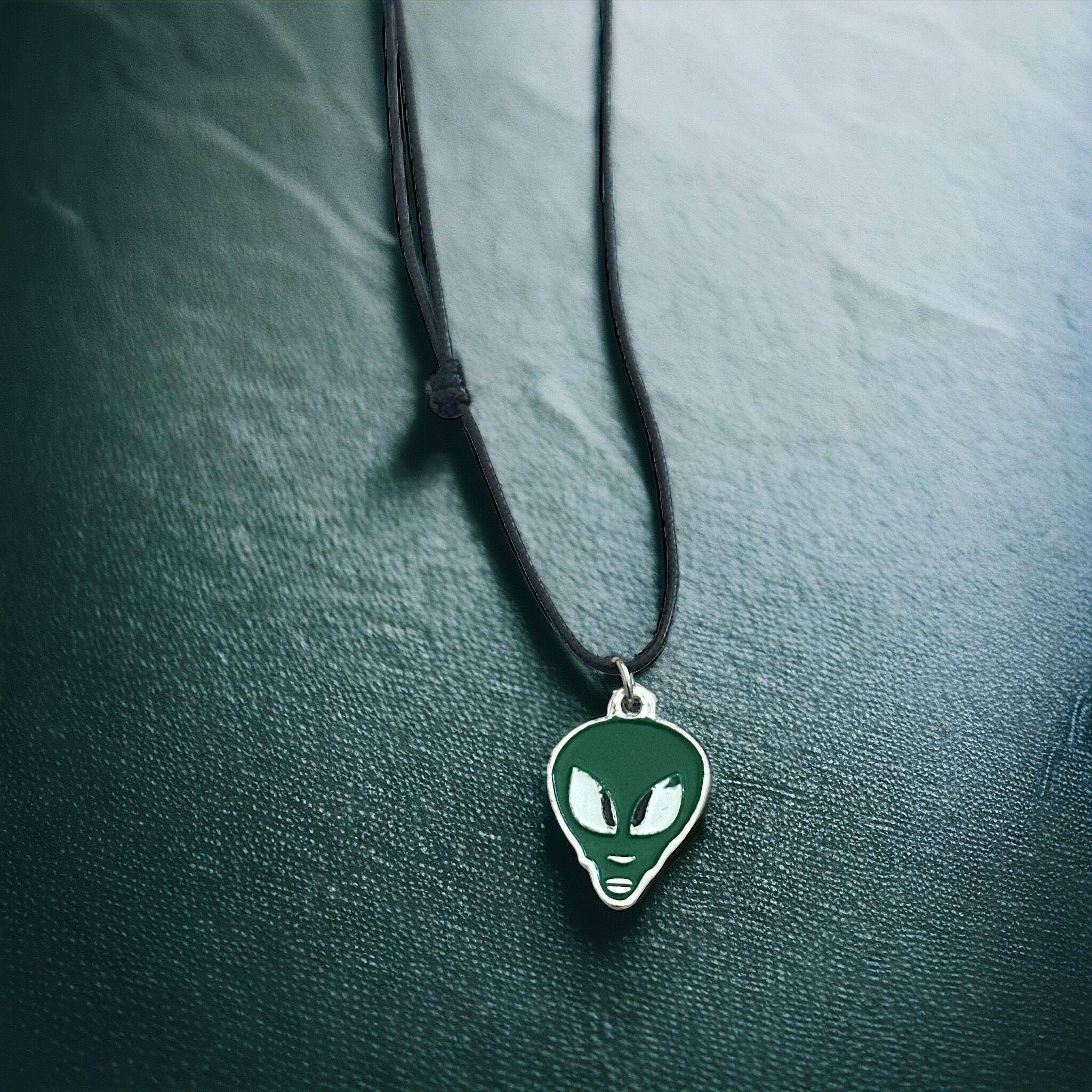 Collier RAJA V2
