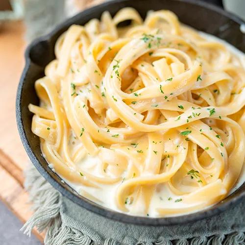 Pasta Alfredo