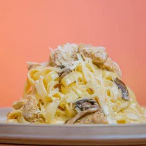 Tagliatelle ai 4 Formaggi e Zafferano