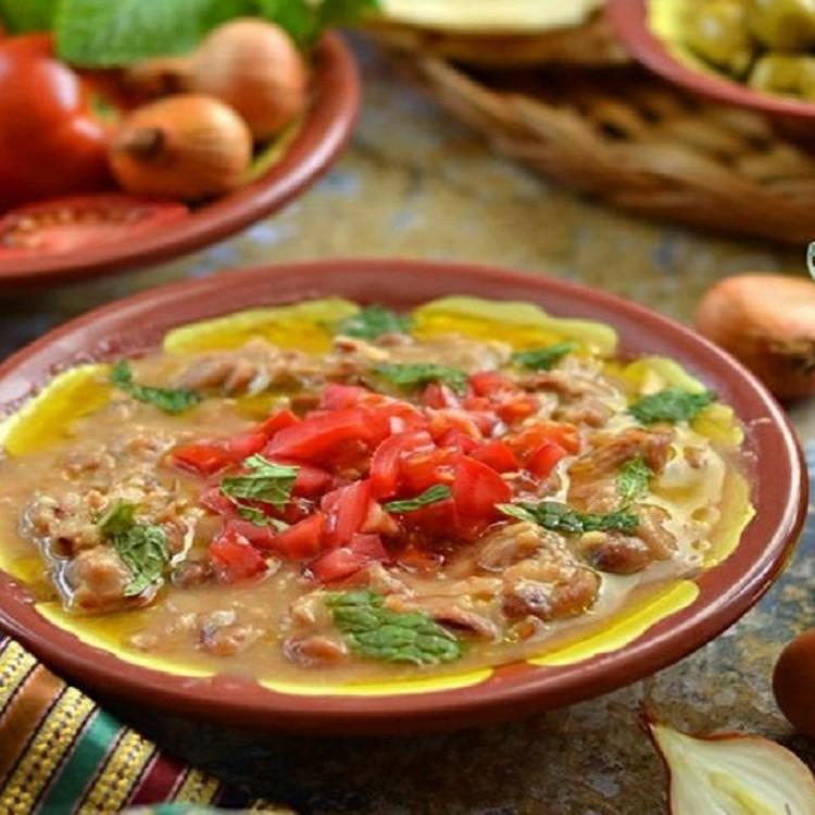 فول بالطحينة