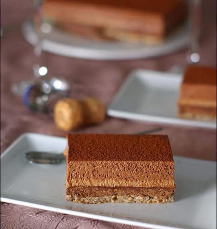 Mousse chocolat Biscuit Dacquoise