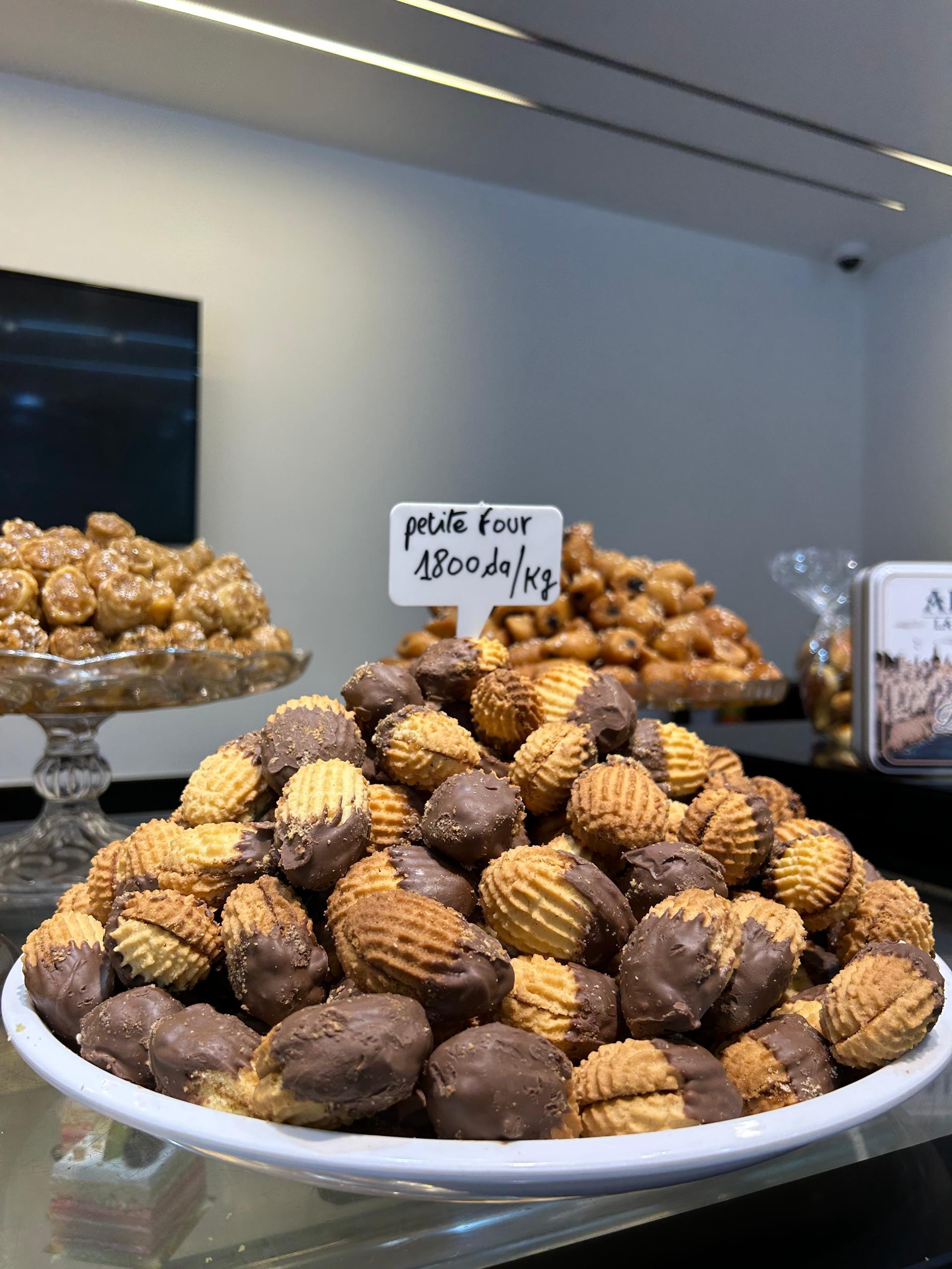 Petit fours au beurre/Kg