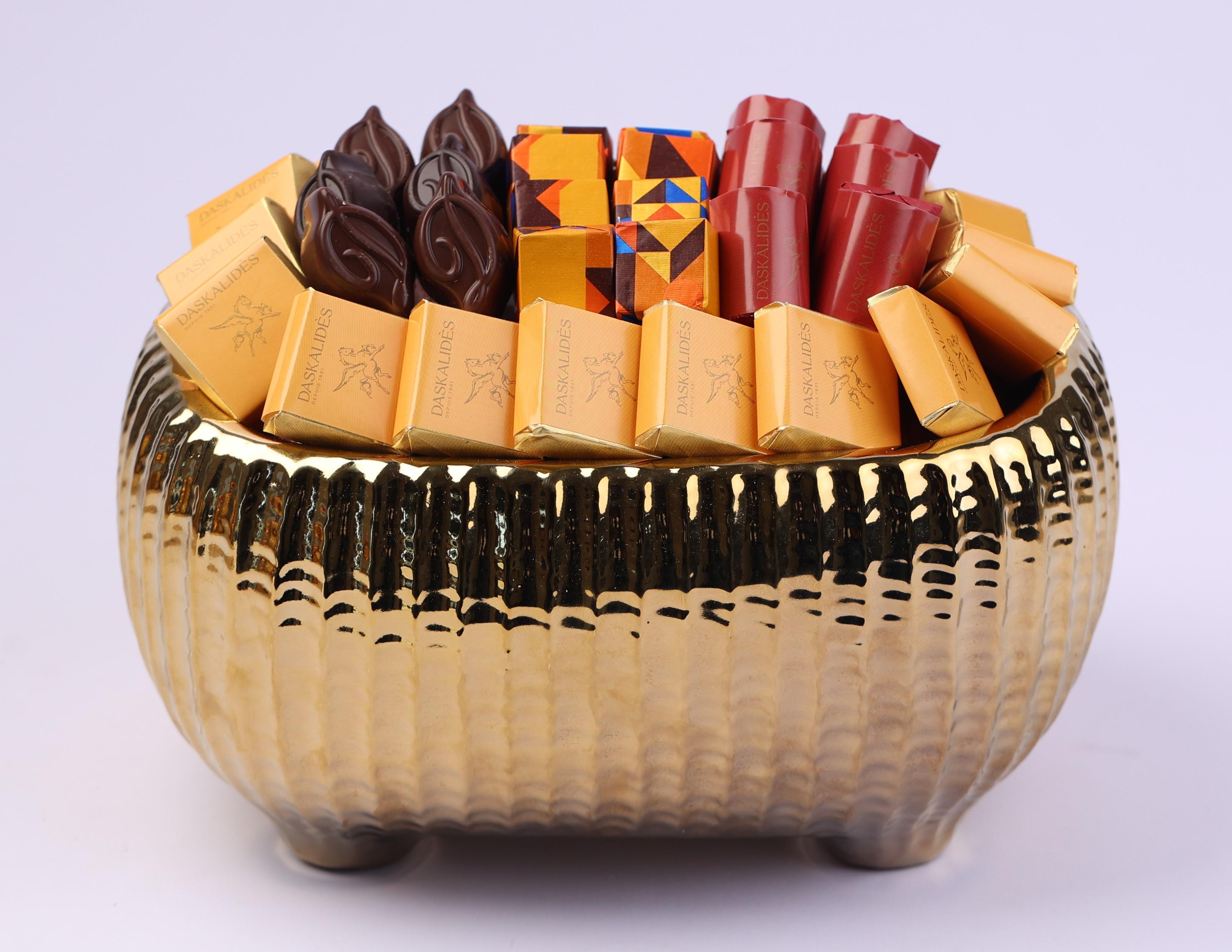 Bol oval en céramique doré martelé  -600g