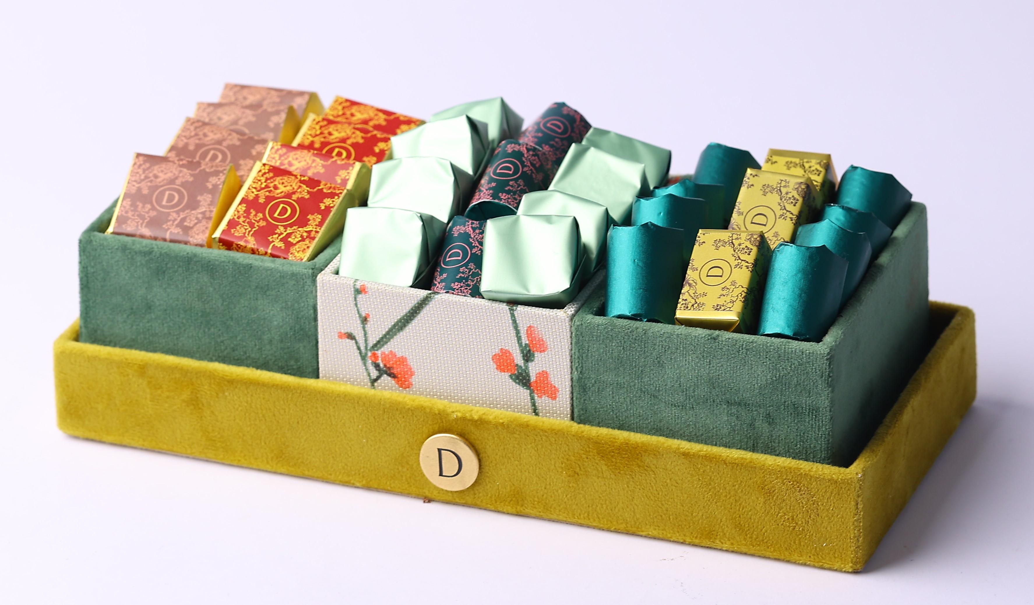 Vide poche velour à compartiment -400g