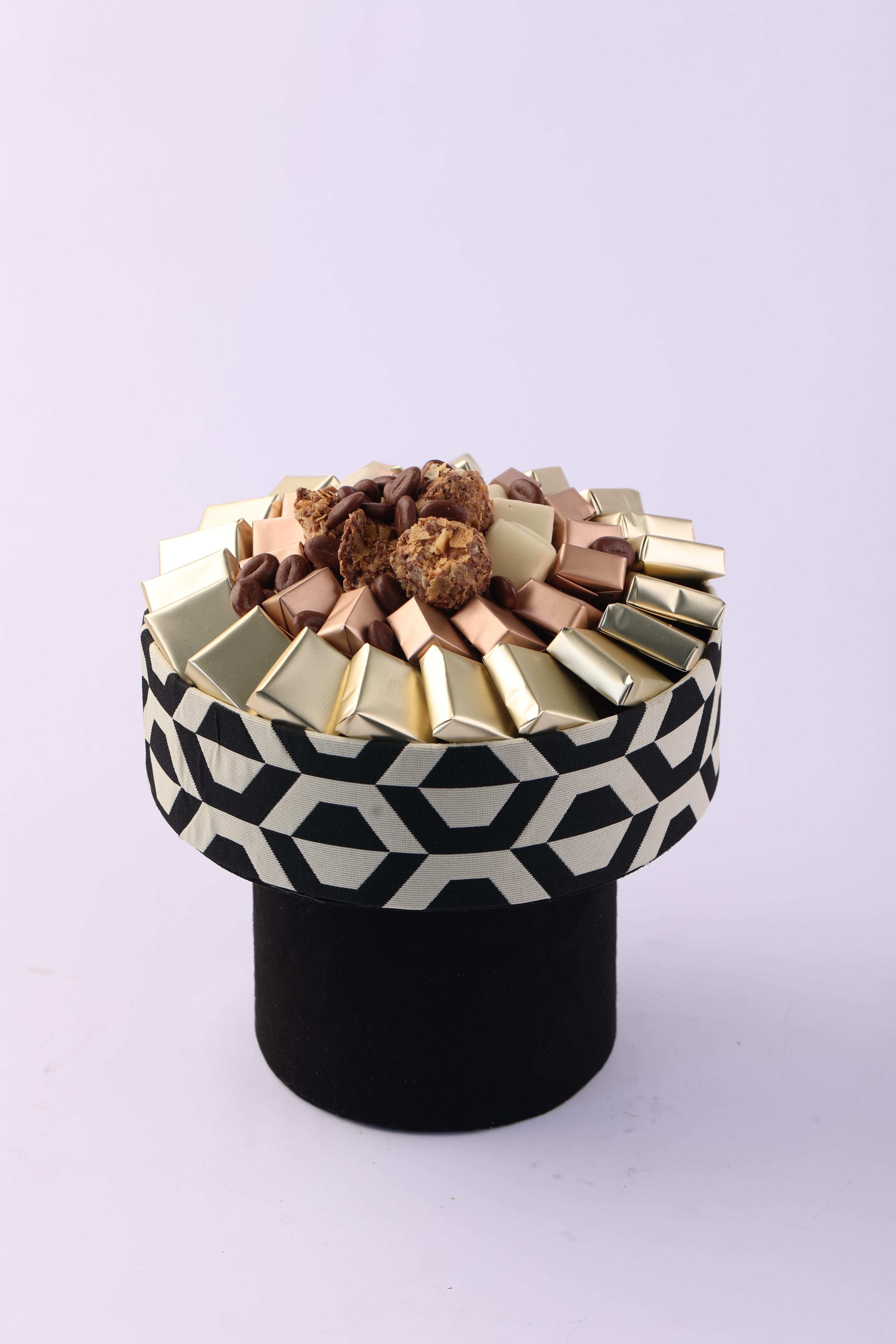 Coupe graphique noire et beige sur socle PM -600g