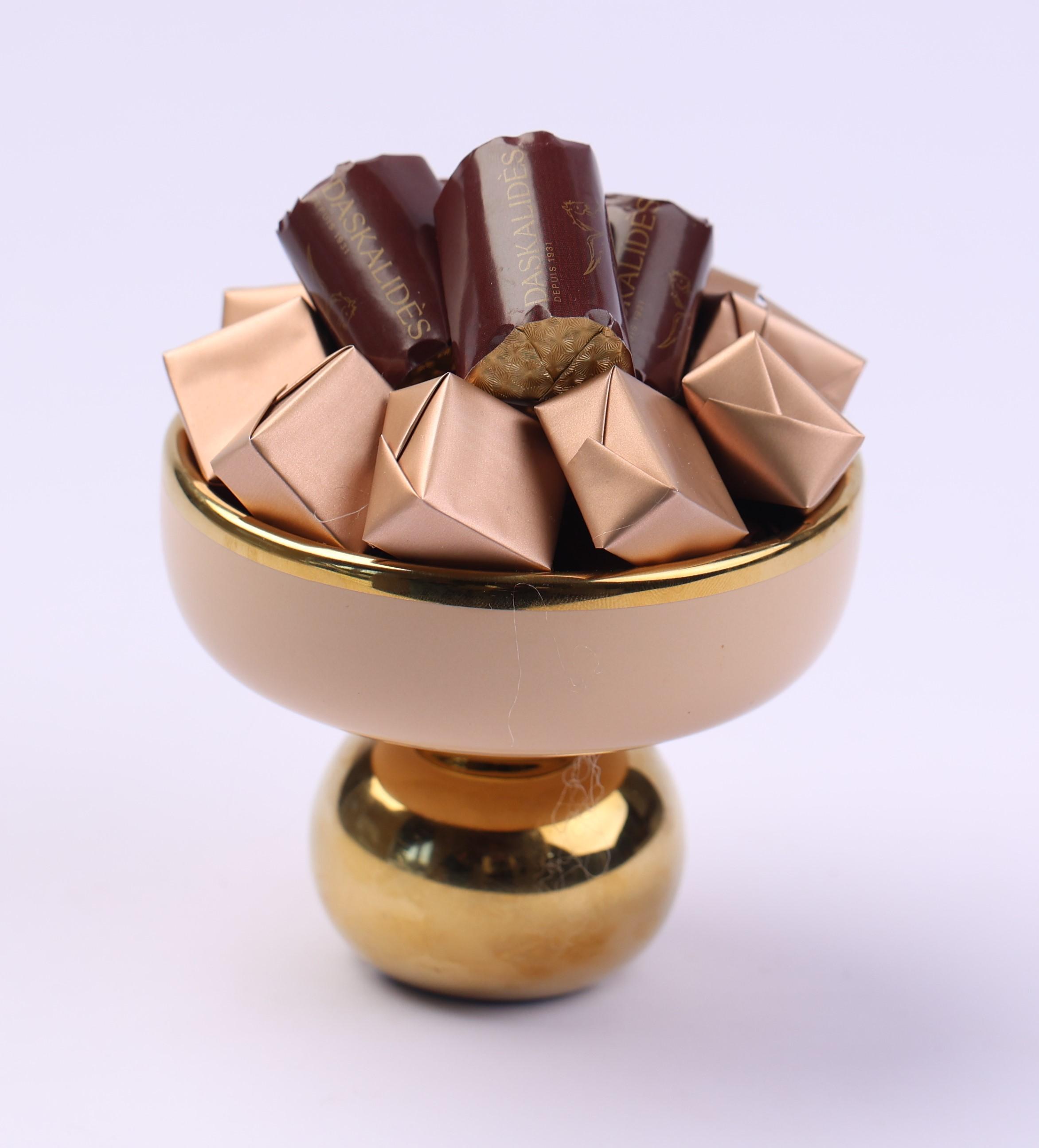 Coupe ronde en céramique sur pieds sphérique TPM -200g