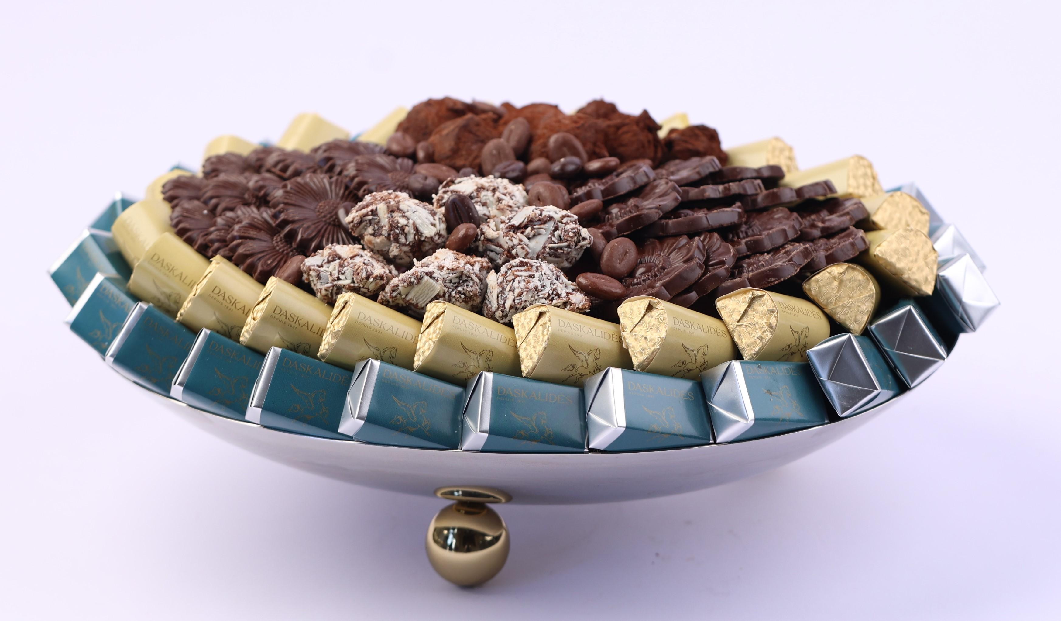 Ecrin chic en inox sur pieds or MM -1,2kg