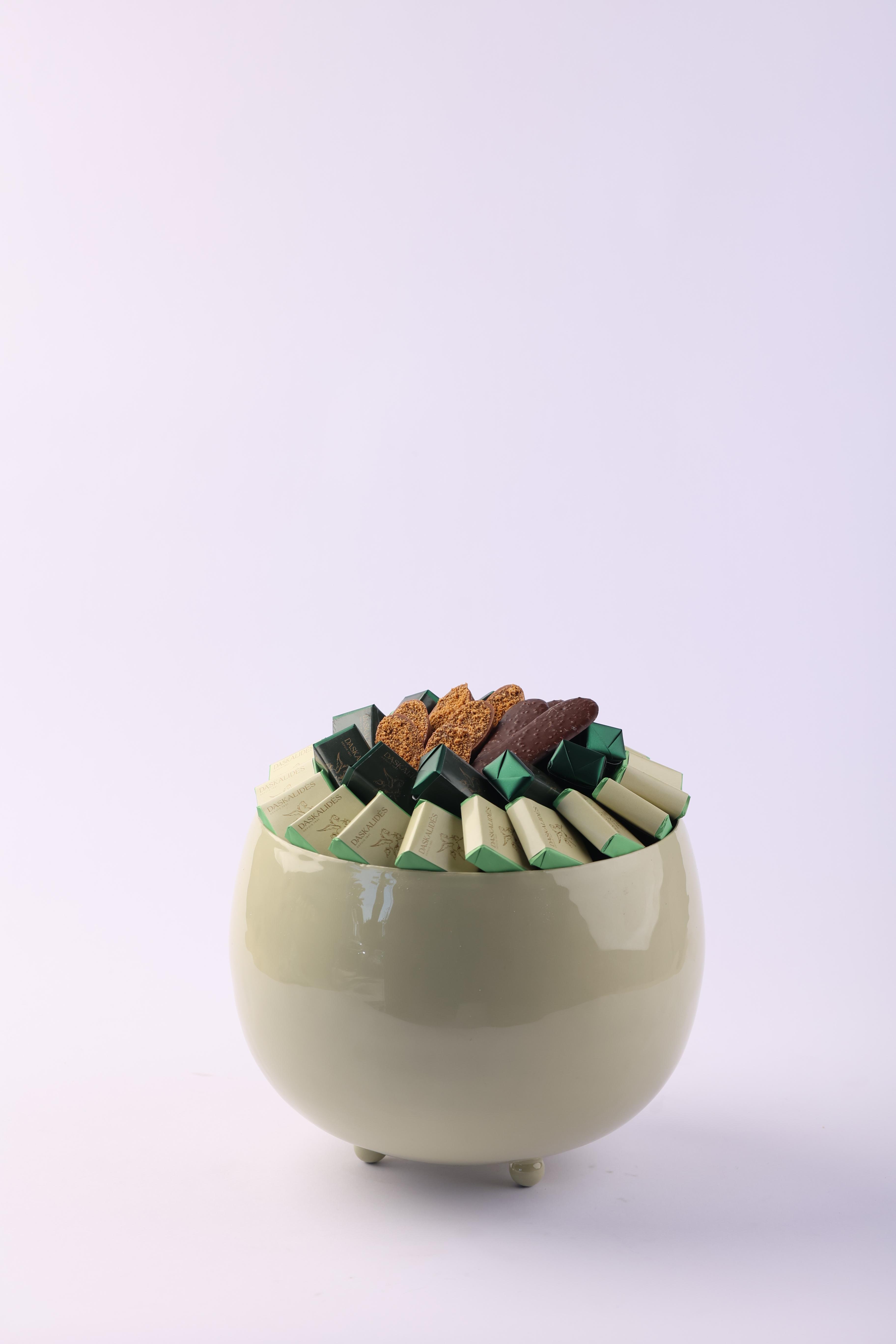 Pot ivoire trépieds MM -650g