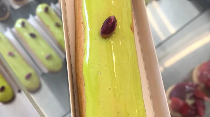 Éclair pistache