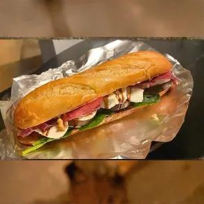 Sandwich Salami De Boeuf